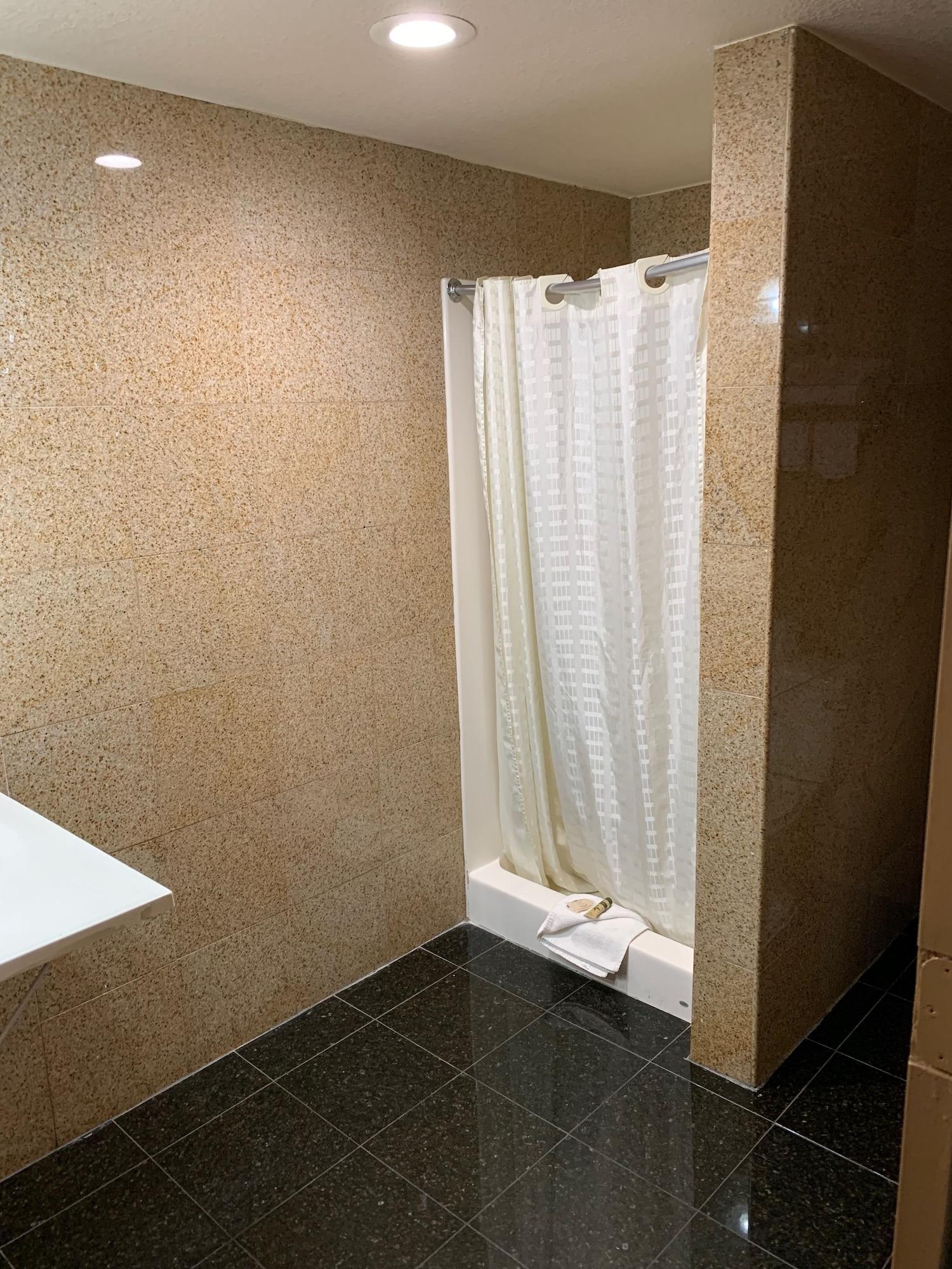 Express Inn & Suites Ontario Airport Dış mekan fotoğraf